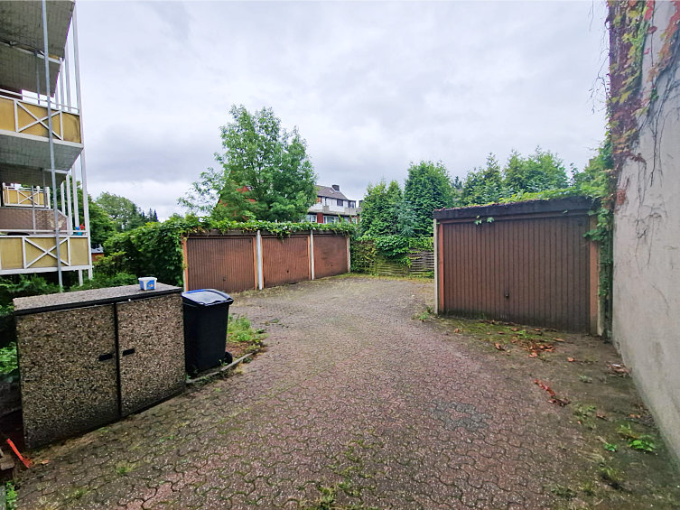 Einfahrt Mehrfamilienhaus Bochum / Wattenscheid