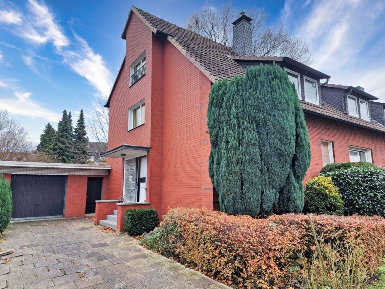 Haus Herne Zweifamilienhaus Freigezogenes Zweifamilienhaus in bevorzugter Sackgassenlage von Herne-S�d