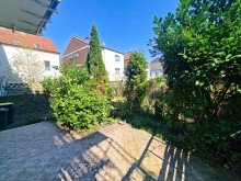 Terrasse RESERVIERT - Charmantes 3-Familienhaus in der City - EG bezugsfrei mit Garten