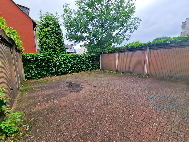 Garagenhof Mehrfamilienhaus Bochum / Wattenscheid