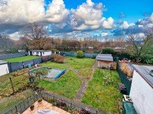 Garten Familienfreundliches Zechenhaus mit gro�em Grundst�ck - optional als Zweifamilienhaus nutzbar