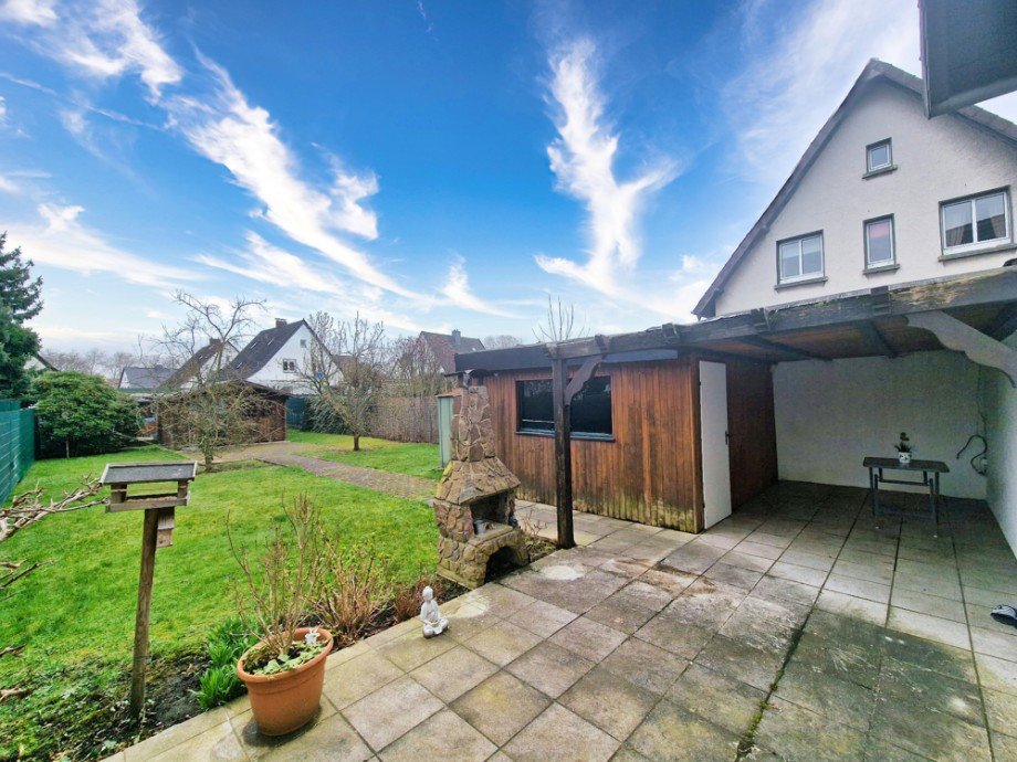 Garten Doppelhaush�lfte Bochum