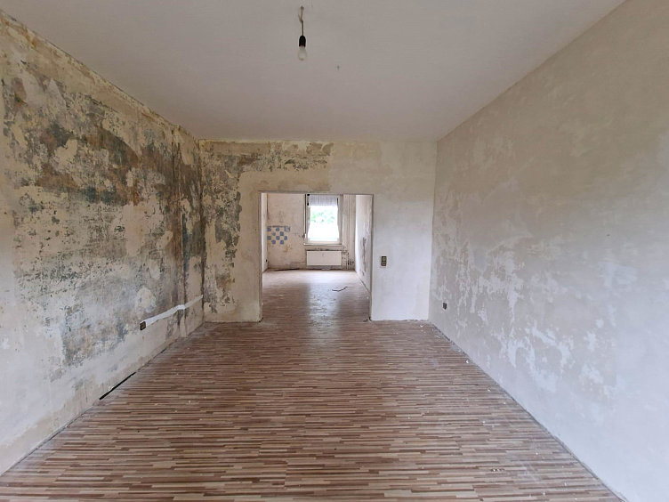 Haus 2-Esszimmer EG Mehrfamilienhaus Bochum / Wattenscheid