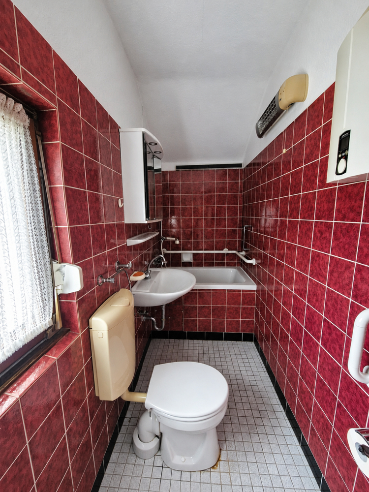 Badezimmer OG Doppelhaush�lfte Herten / Scherlebeck