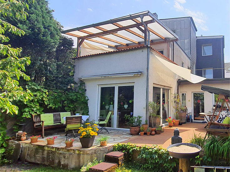 R�ckansicht Mehrfamilienhaus Herne