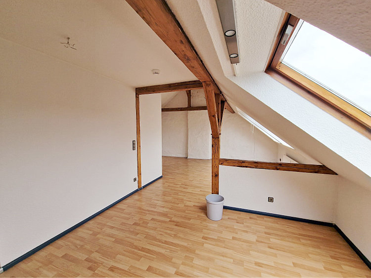Haus 3-Wohnzimmer-DG Mehrfamilienhaus Bochum / Wattenscheid
