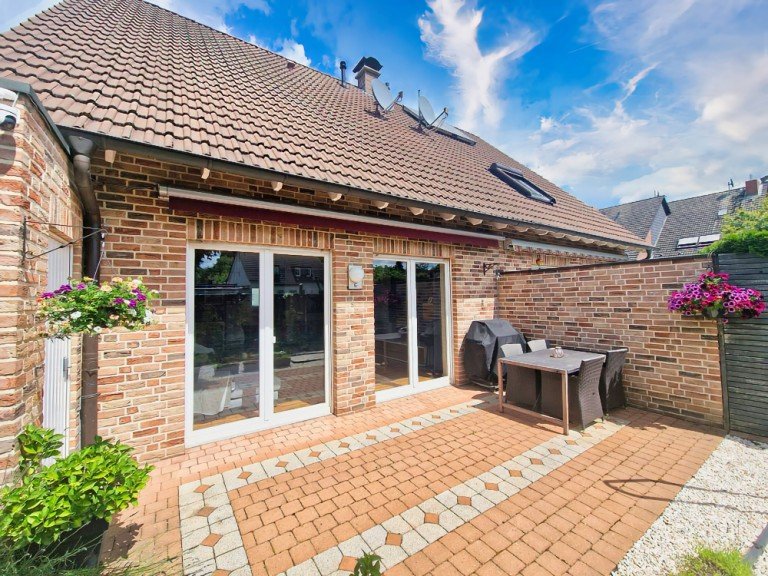 R�ckansicht Herne / Crange Doppelhaush�lfte Licht. Raum. Lebensqualit�t - familienfreundliches Wohnen in moderner Doppelhaush�lfte