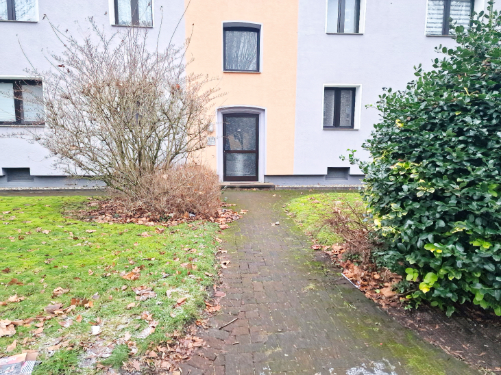 Eingang Mehrfamilienhaus Herne
