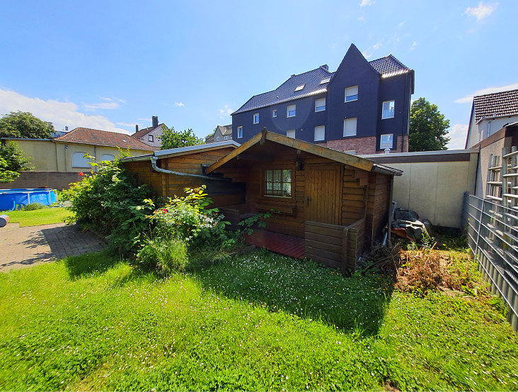 Garten R�ckansicht Mehrfamilienhaus Castrop-Rauxel