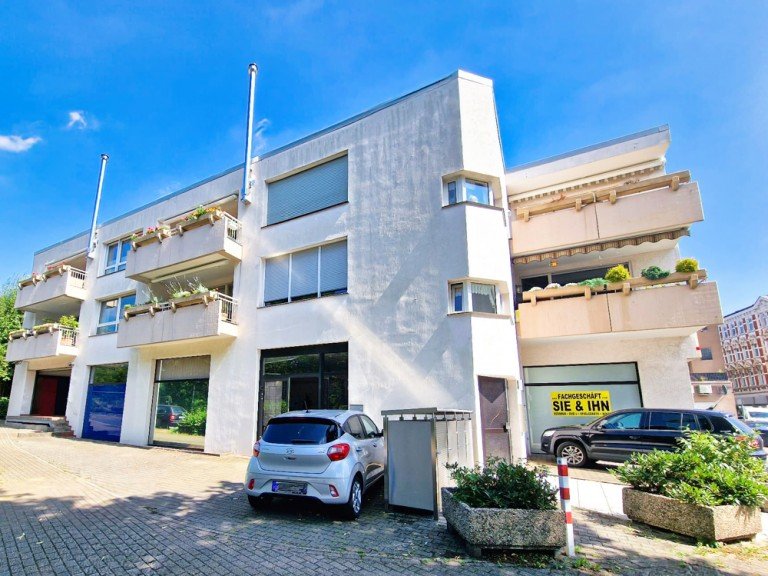 Stra�enansicht Herne Etagenwohnung Vollst�ndig modernisierte Wohnung in gepflegtem 6-Parteien-Haus