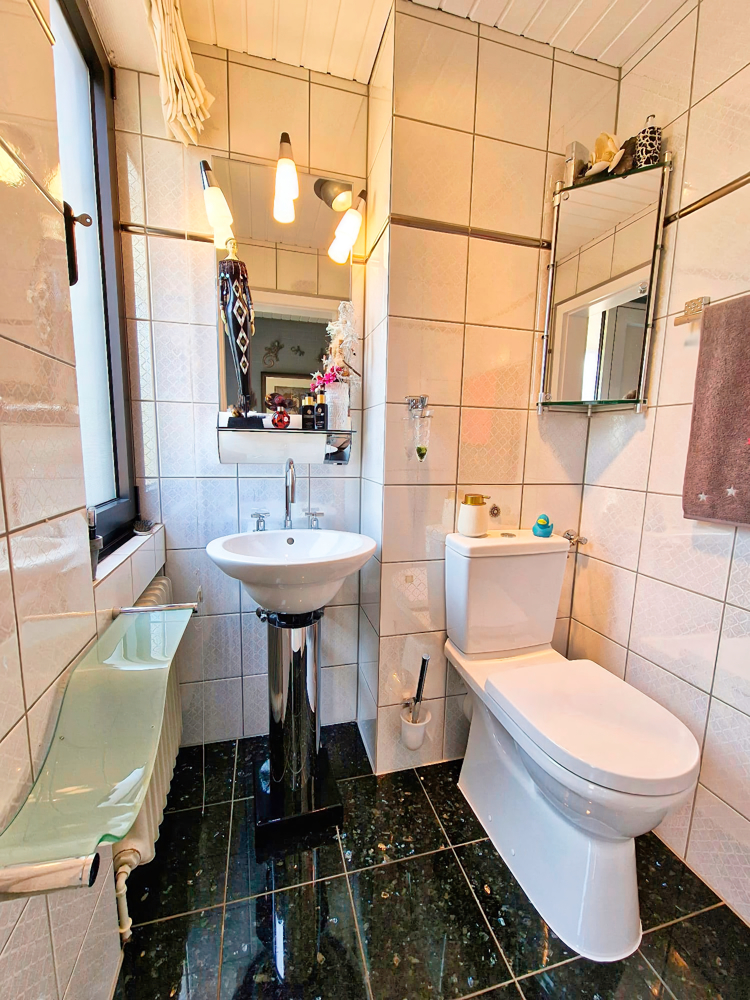 G�ste-WC Reihenmittelhaus Bochum