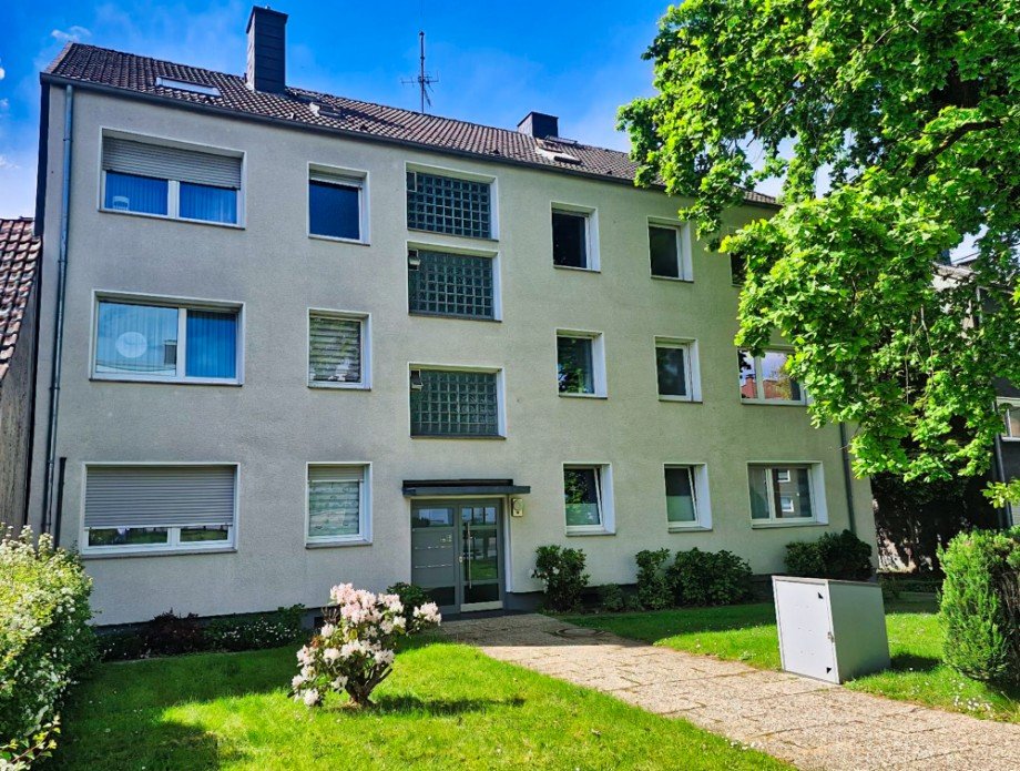 Frontansicht Etagenwohnung Herne