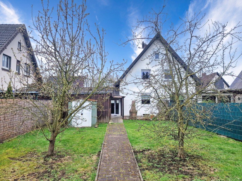 Garten Doppelhaush�lfte Bochum