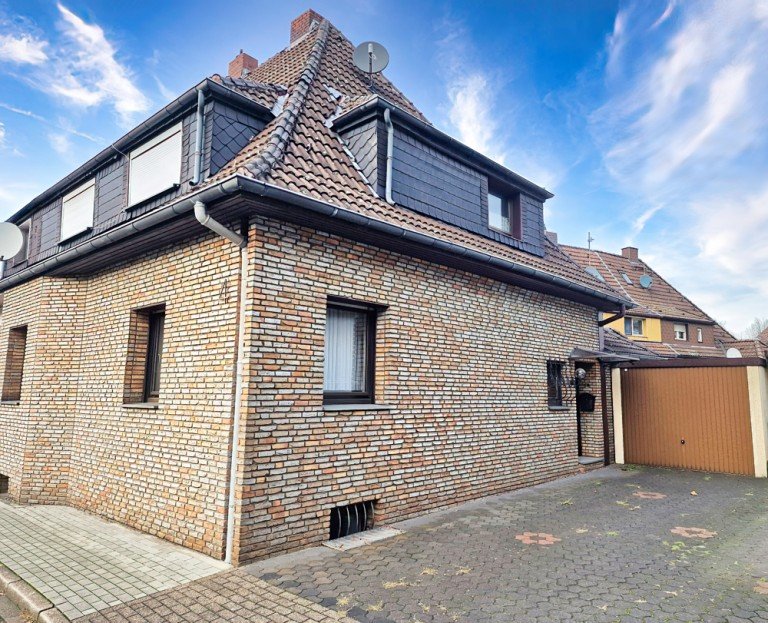Haus Herne Doppelhaush�lfte Sanierungsobjekt mit Potenzial in bevorzugter Lage von Horsthausen