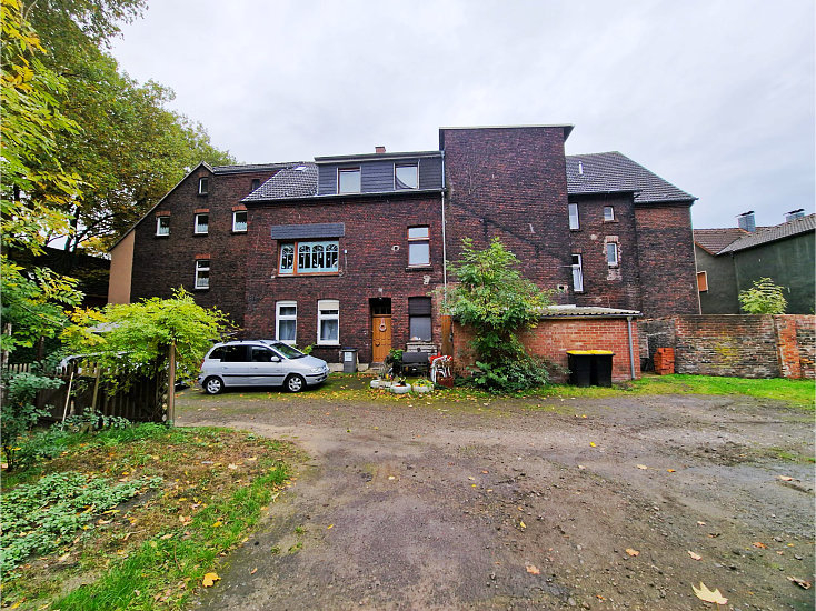 R�ckansicht Mehrfamilienhaus Herne