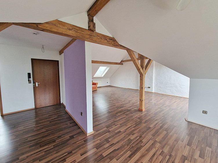 Haus 2-Wohnzimmer-DG Mehrfamilienhaus Bochum / Wattenscheid