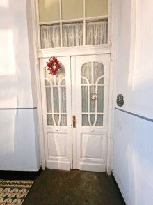 Eingang EG RESERVIERT - Charmantes 3-Familienhaus in der City - EG bezugsfrei mit Garten