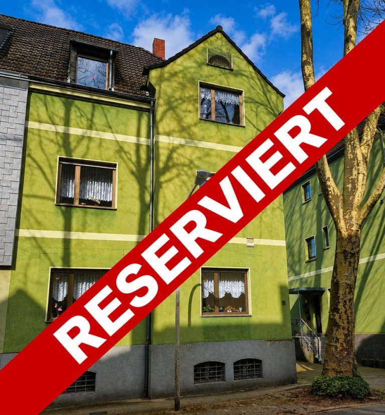 RESERVIERT Herne Zweifamilienhaus RESERVIERT - Charmantes Zweifamilienhaus mit gro�em Grundst�ck und Doppelgarage