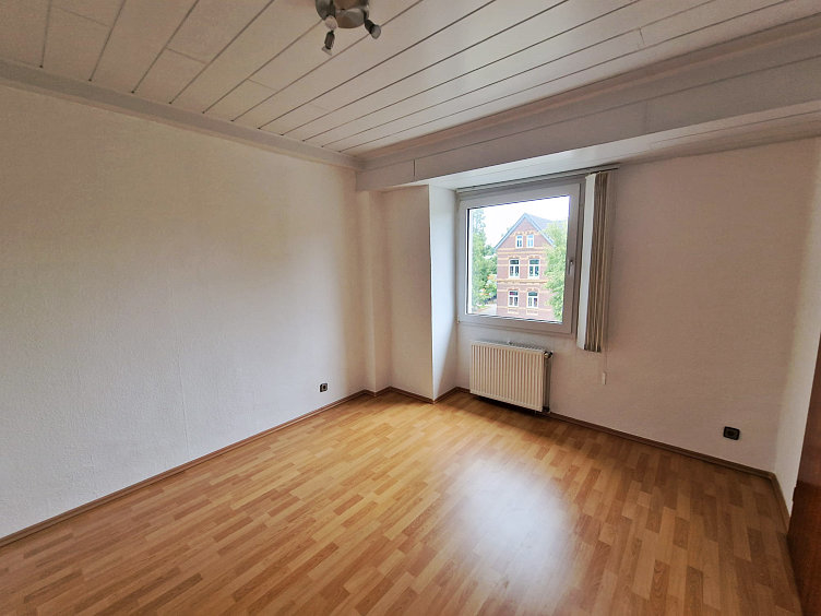 Haus1-Zimmer-2.OG Mehrfamilienhaus Bochum / Wattenscheid