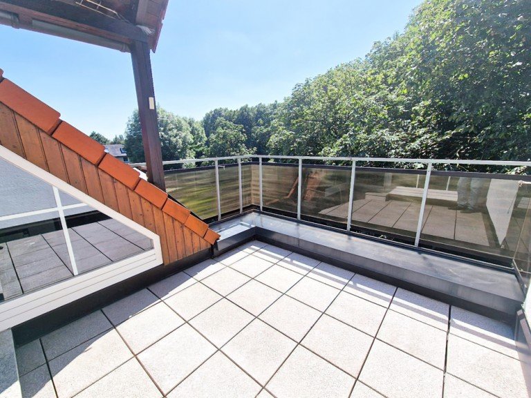 Terrasse Herne / Wanne-Eickel Dachgeschosswohnung TRAUMHAFT SCH�NE WOHNUNG MIT TERRASSE/GARAGE IN SACKGASSENLAGE