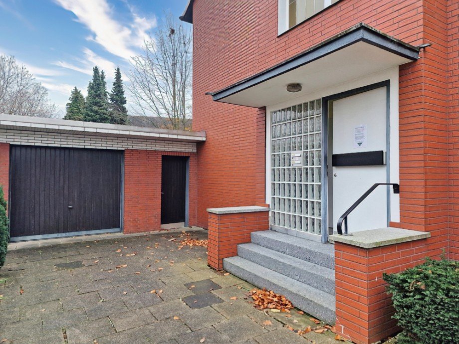 Einfahrt Zweifamilienhaus Herne