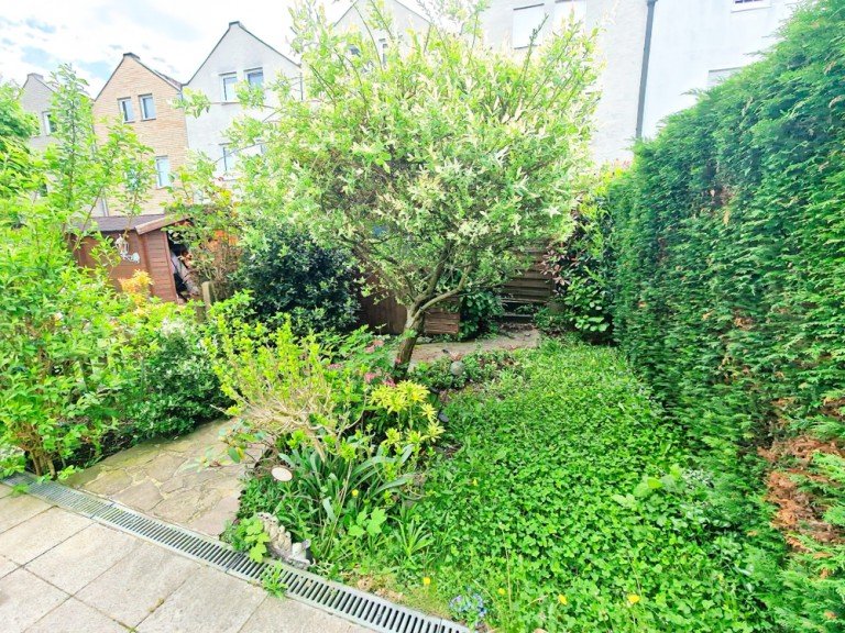 Teilans. Garten Herne / B�rnig Reihenmittelhaus Charmantes Einfamilienhaus in Herne-B�rnig mit Garten und Stellplatz