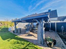 Terrasse Modernisiertes Reihenmittelhaus - Hochwertige Ausstattung und zeitgem��er Wohnkomfort