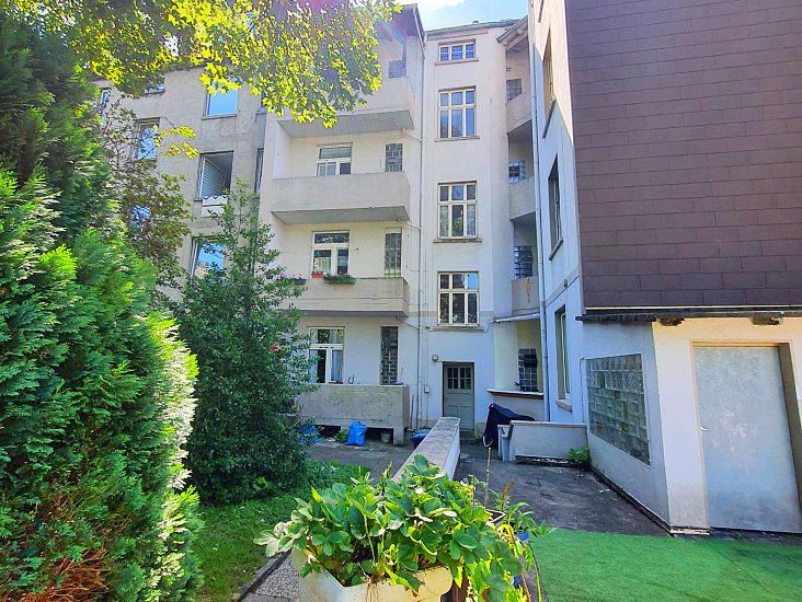 R�ckansicht Mehrfamilienhaus Herne