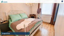 3-Familienhaus Wohnen. Vermieten. Genie�en. - 3-FH mit freier Erdgeschosswohnung und �ber 1.000 m� Gartengl�ck
