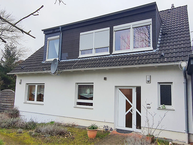 Frontansicht Herne / Eickel Maisonettewohnung VIEL PLATZ ZUM WOHNEN UND WOHLF�HLEN - INKL. GARTEN/STELLPLATZ