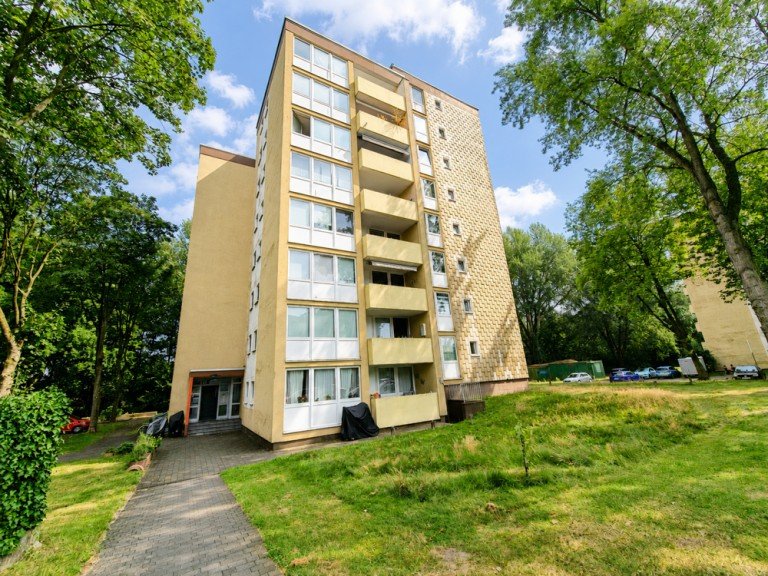 Haus Herne Etagenwohnung RENOVIERUNGSBED�RFTIGE ETW in Herne-Horsthausen mit Balkon