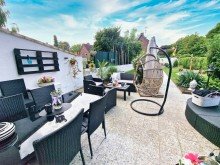 Terrasse Charmantes 2-FH mit Garten - Ideal f�r Familien oder als Mehrgenerationenhaus