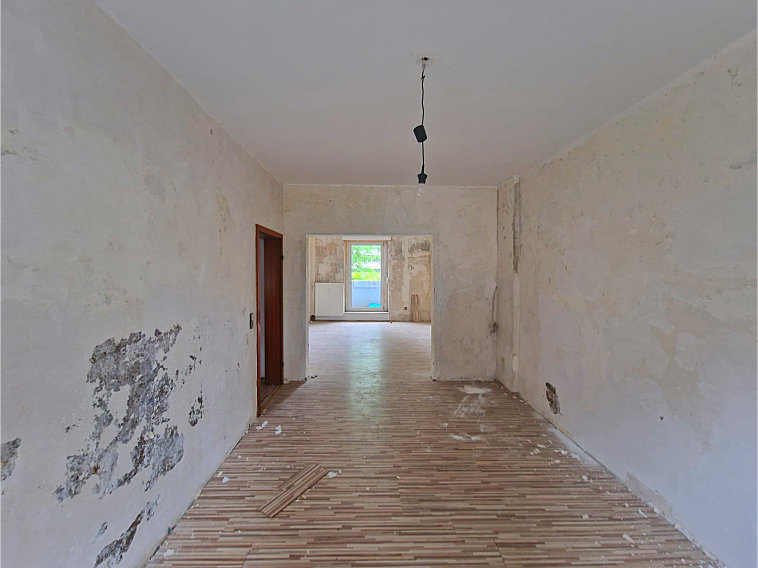 Haus 2-Wohnzimmer EG Mehrfamilienhaus Bochum / Wattenscheid