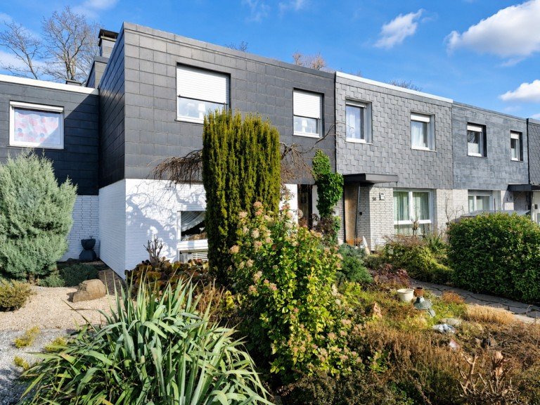 Stra�enansicht Castrop-Rauxel Reihenmittelhaus Charmantes Reihenmittelhaus mit Garage in ruhiger Sackgassenlage!